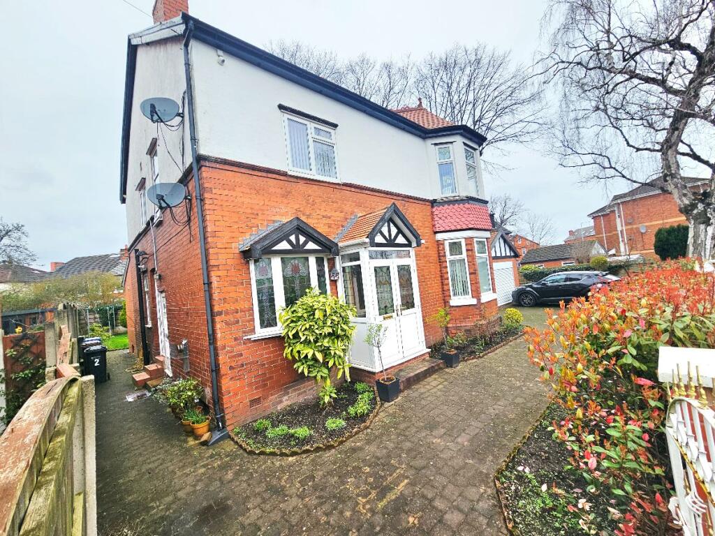 2 bed 1st Floor Flat for rent in Stockport. From Lancashire Properties - Manchester