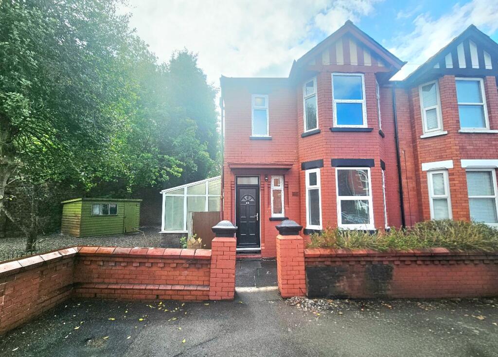 3 bed Semi Detached for rent in Manchester. From Lancashire Properties - Manchester