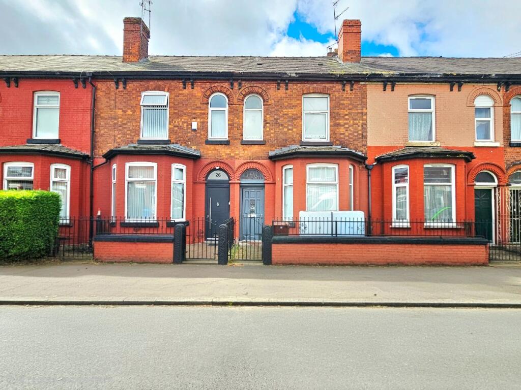 3 bed Mid Terraced House for rent in Manchester. From Lancashire Properties - Manchester