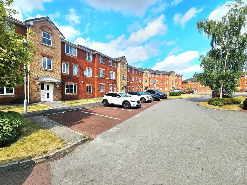 2 bed Apartment for rent in Failsworth. From Lancashire Properties - Manchester