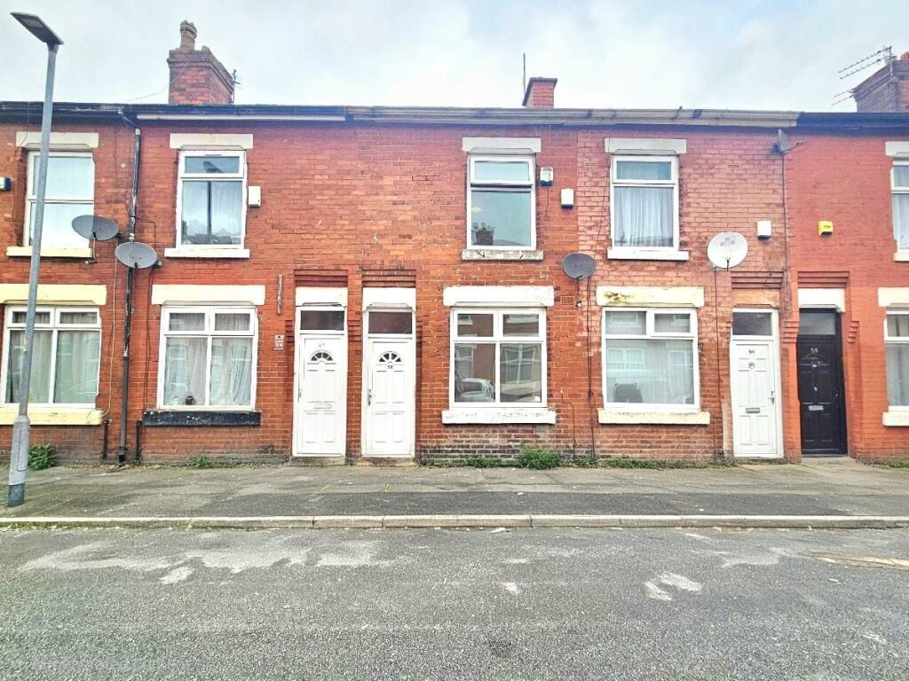 2 bed Mid Terraced House for rent in Manchester. From Lancashire Properties - Manchester