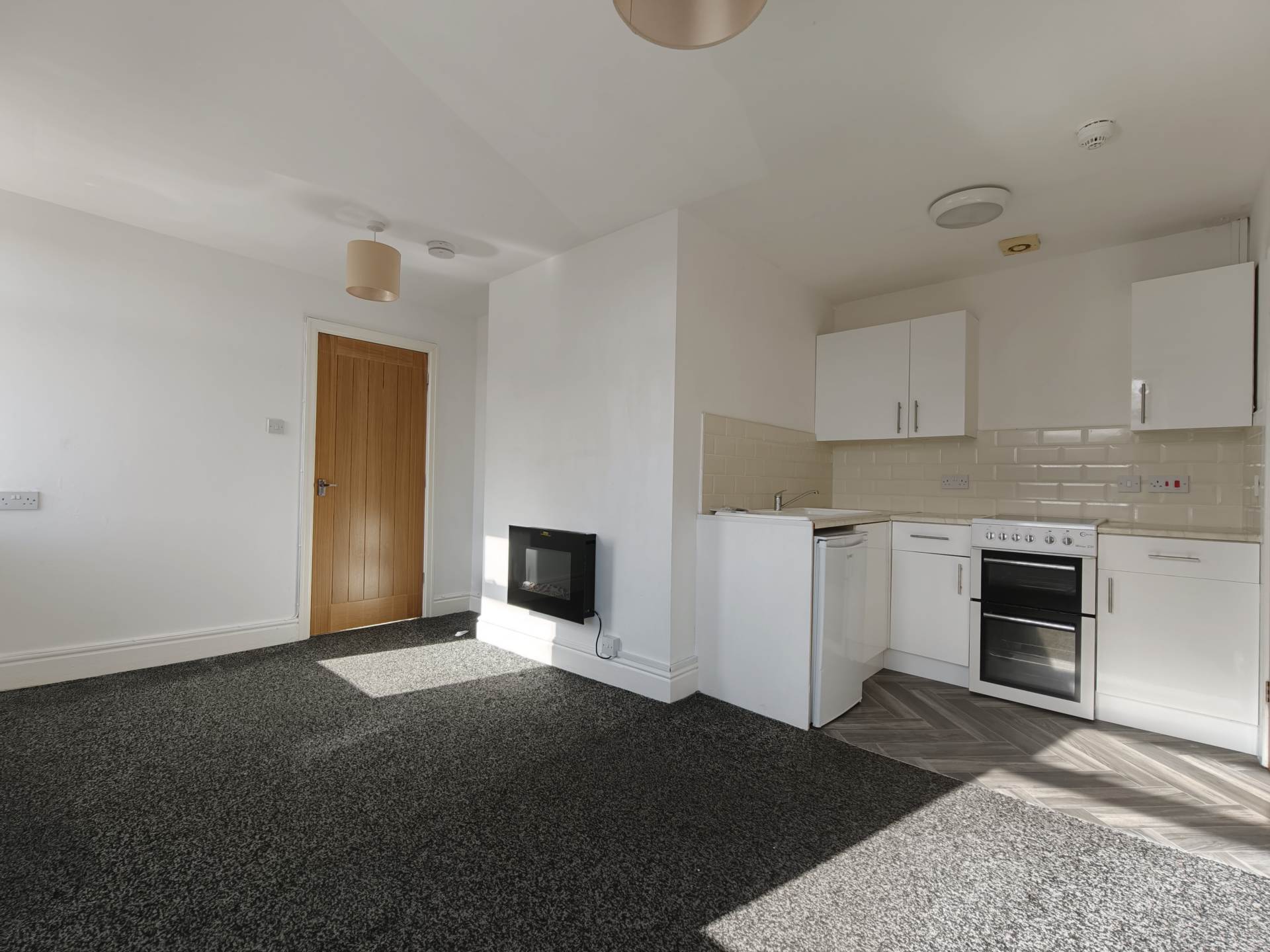 2 bed 1st Floor Flat for rent in Blackpool. From DY Property Services