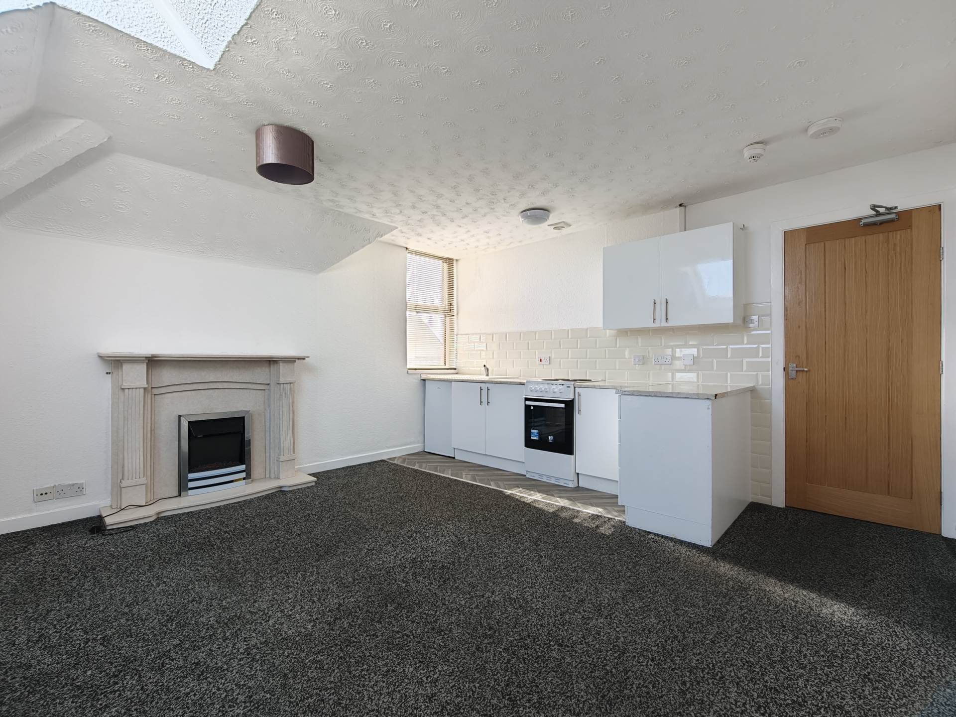 2 bed 1st Floor Flat for rent in Blackpool. From DY Property Services