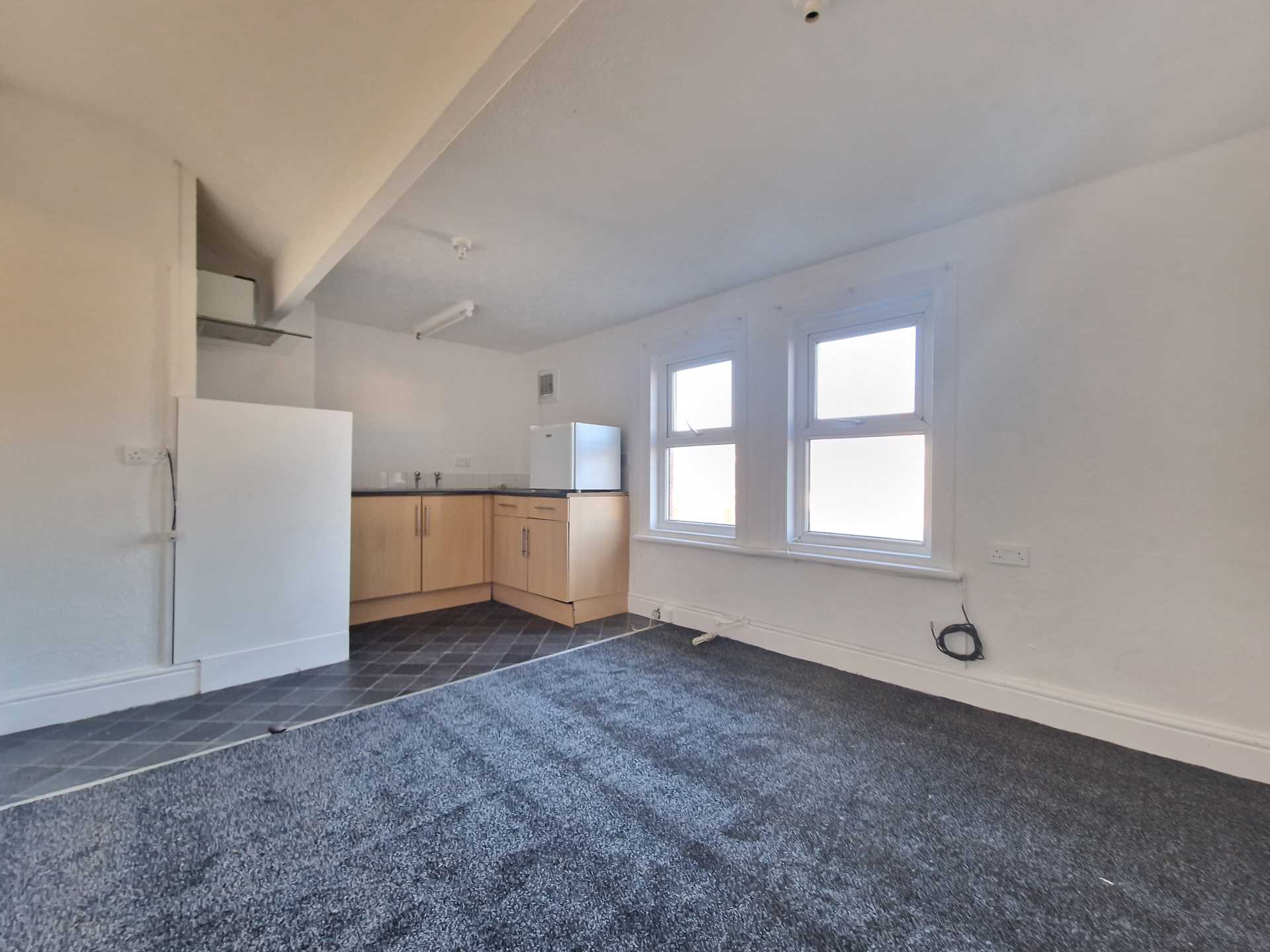 1 bed 1st Floor Flat for rent in Blackpool. From DY Property Services