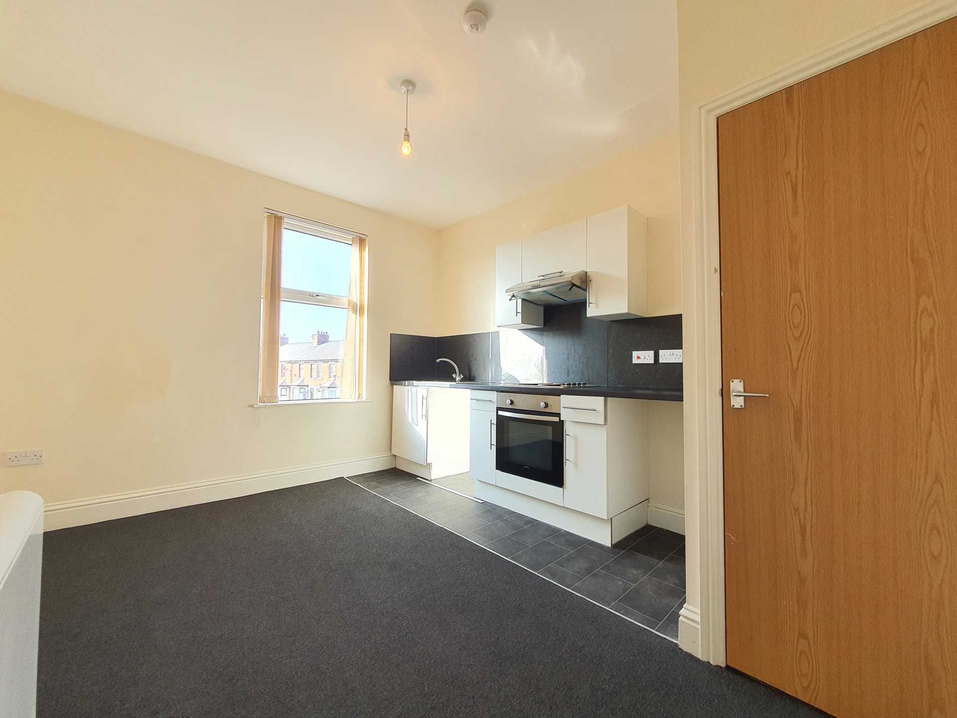 2 bed 1st Floor Flat for rent in Blackpool. From DY Property Services