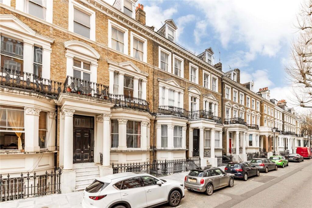 2 bed 1st Floor Flat for rent in Kensington. From Marsh & Parsons - Holland Park
