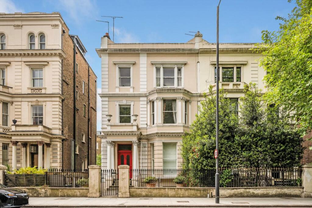 1 bed 1st Floor Flat for rent in Kensington. From Marsh & Parsons - Holland Park