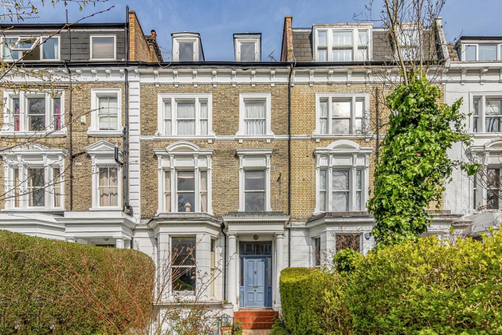 2 bed 1st Floor Flat for rent in Kensington. From Marsh & Parsons - Holland Park