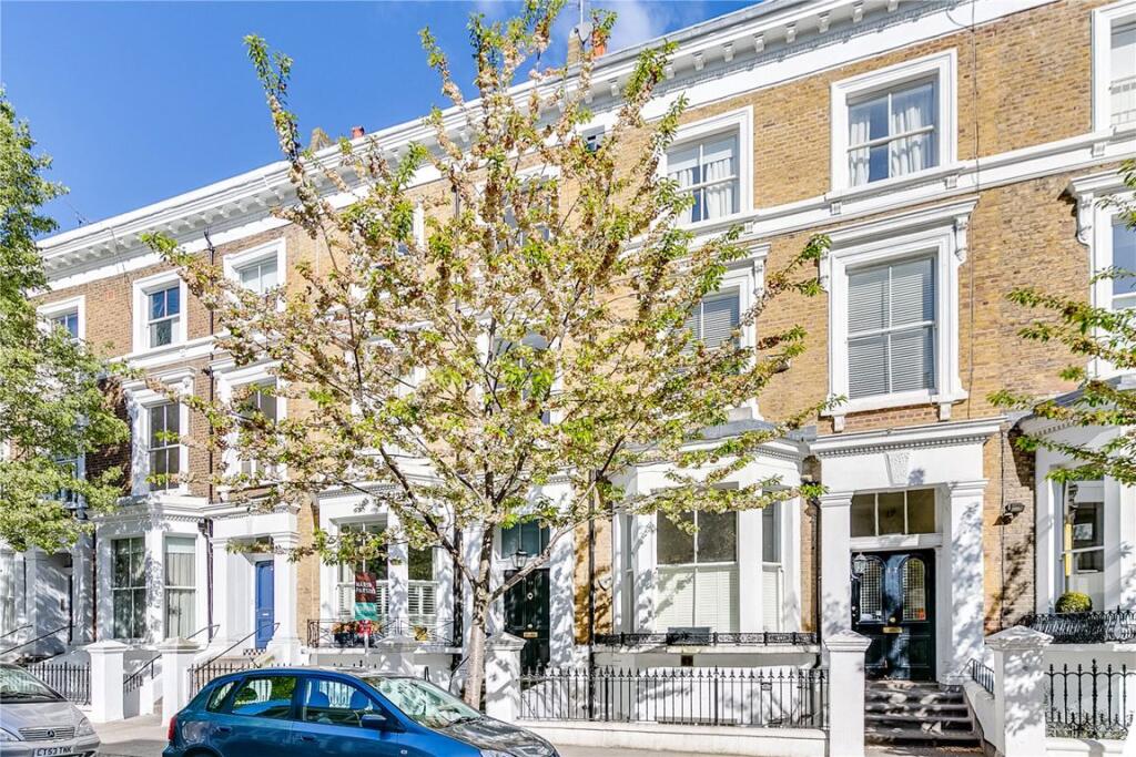 2 bed 1st Floor Flat for rent in Kensington. From Marsh & Parsons - Holland Park
