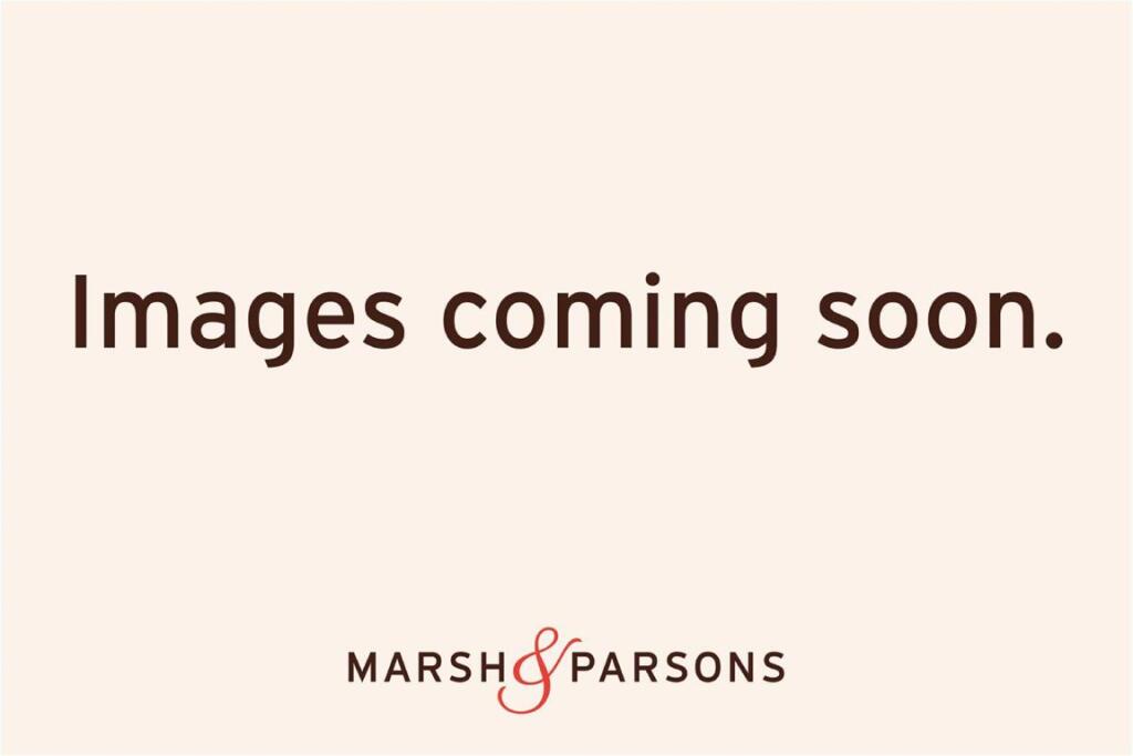 2 bed 1st Floor Flat for rent in Kensington. From Marsh & Parsons - Holland Park