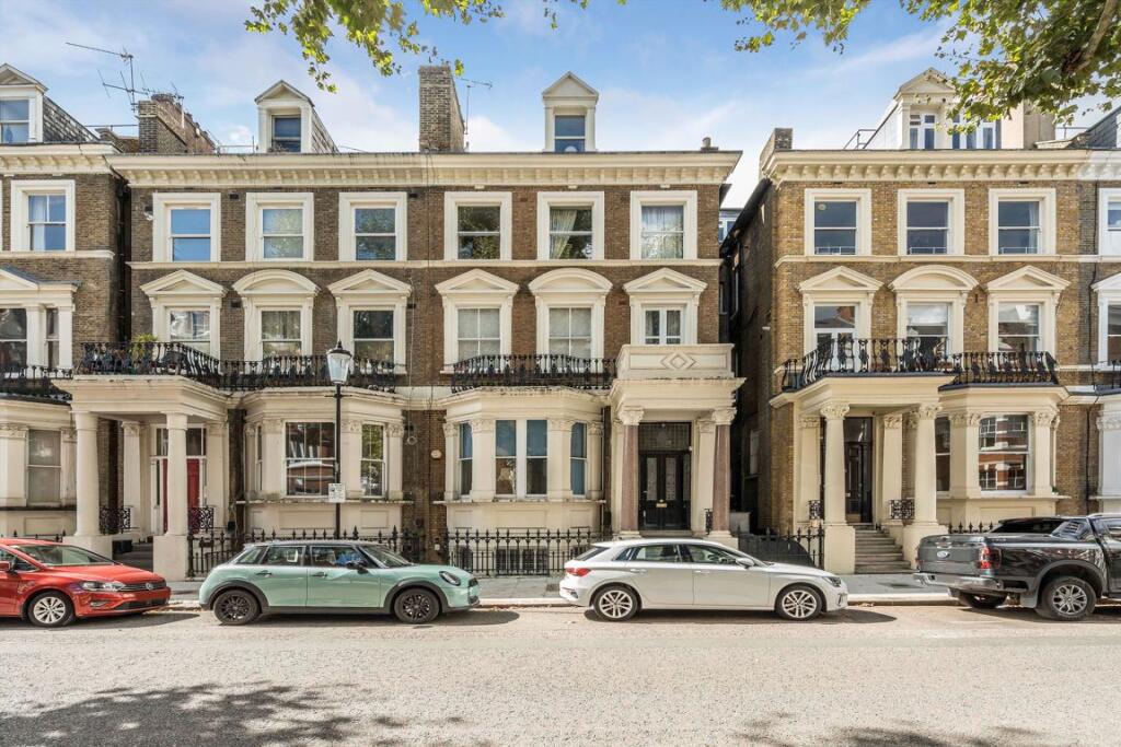2 bed 1st Floor Flat for rent in Kensington. From Marsh & Parsons - Holland Park