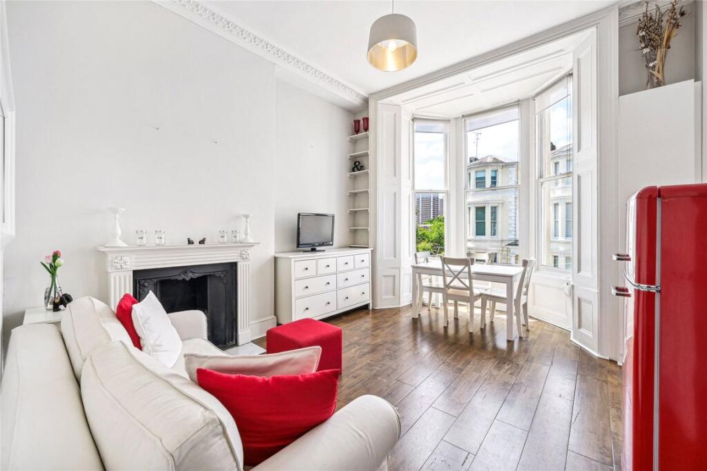 2 bed 1st Floor Flat for rent in Kensington. From Marsh & Parsons - Holland Park