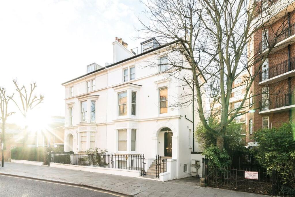 3 bed 1st Floor Flat for rent in Kensington. From Marsh & Parsons - Holland Park