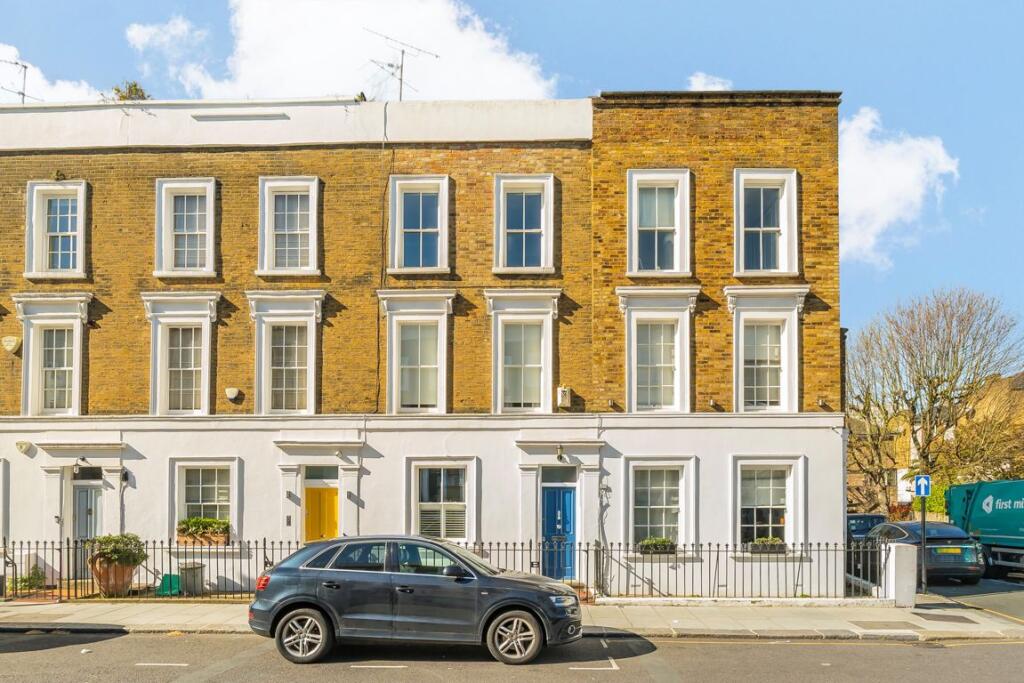 3 bed Mid Terraced House for rent in Kensington. From Marsh & Parsons - Holland Park