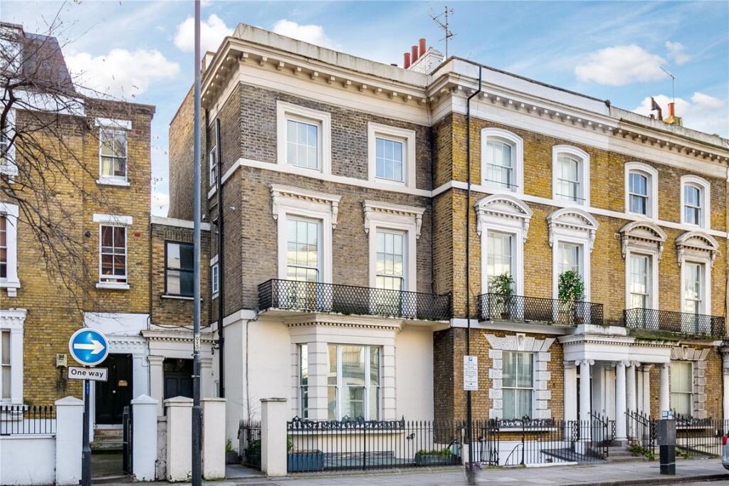 2 bed 1st Floor Flat for rent in Kensington. From Marsh & Parsons - Holland Park
