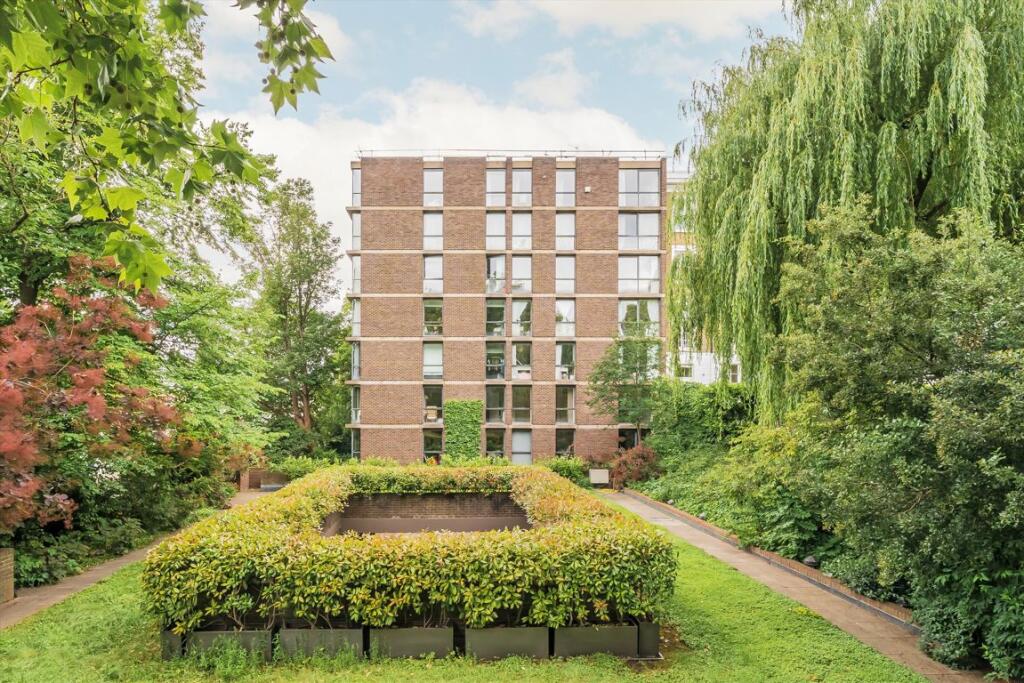 2 bed 1st Floor Flat for rent in Kensington. From Marsh & Parsons - Holland Park