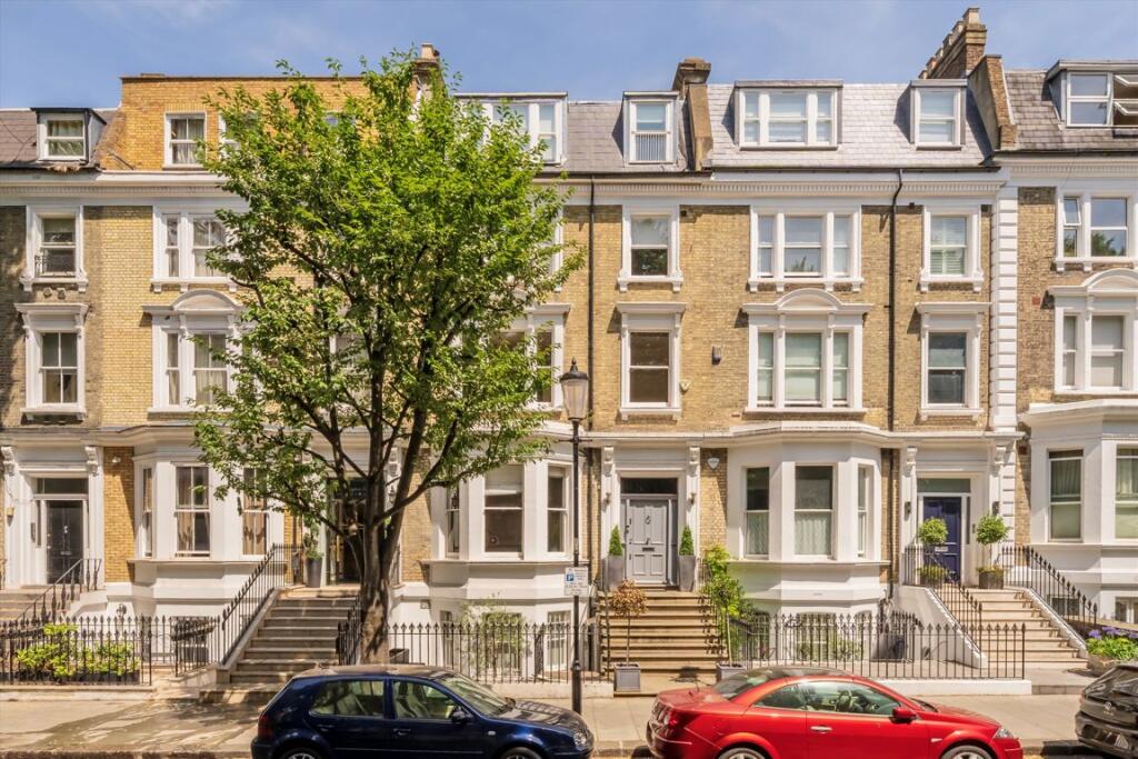 6 bed Detached for rent in Kensington. From Marsh & Parsons - Holland Park 6 bed Detached for rent in Kensington. From Marsh & Parsons - Holland Park