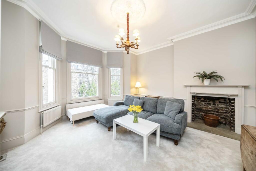 1 bed 1st Floor Flat for rent in Kensington. From Marsh & Parsons - Holland Park