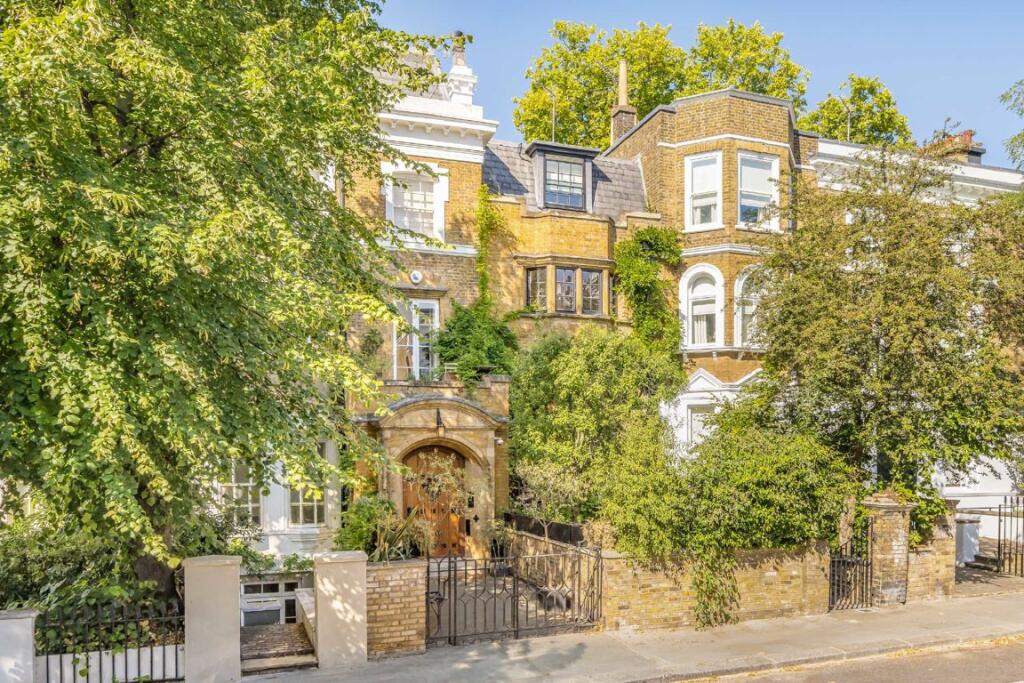 4 bed Detached for rent in Kensington. From Marsh & Parsons - Holland Park