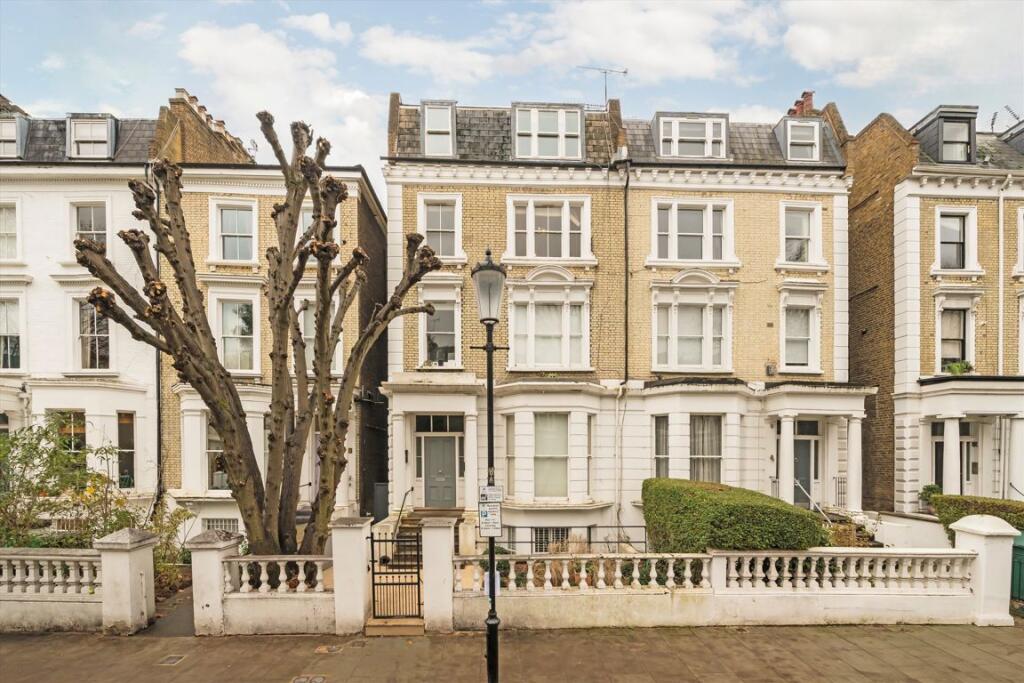 2 bed 1st Floor Flat for rent in Kensington. From Marsh & Parsons - Holland Park