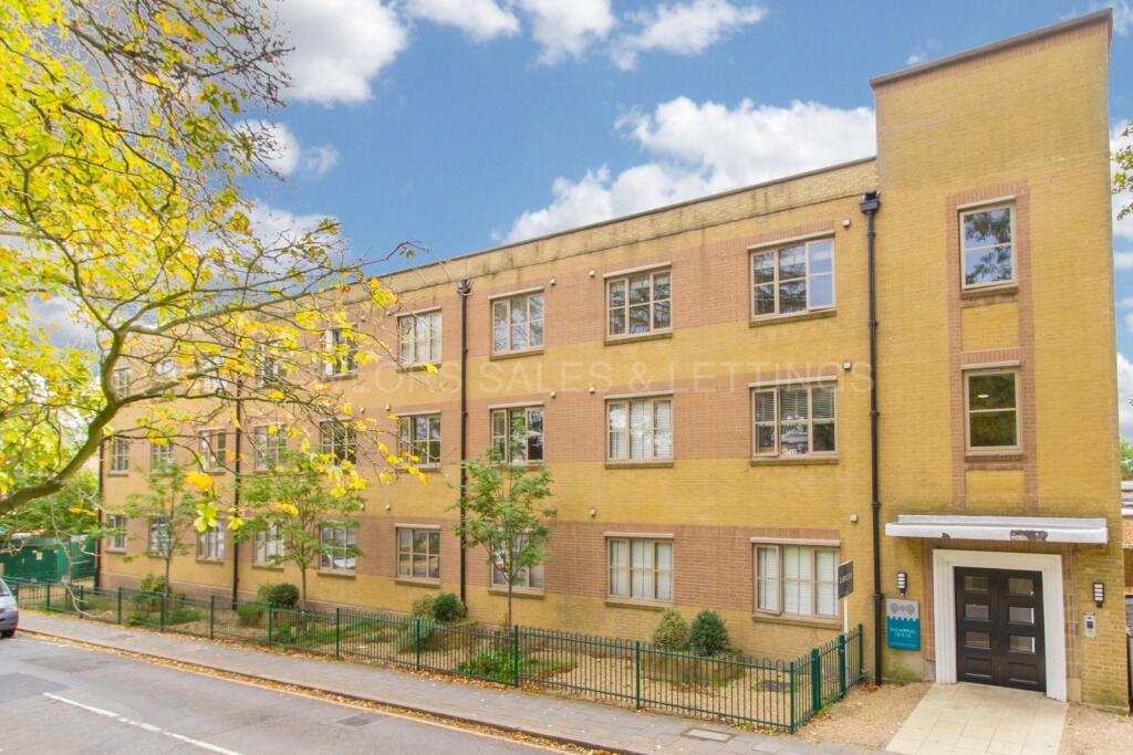 1 bed Apartment for rent in Woodford. From Lawlors Property Services Ltd - Loughton Sales