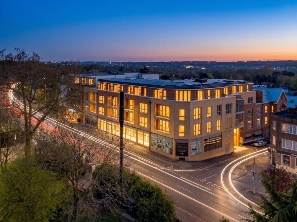 1 bed Apartment for rent in Chigwell. From Lawlors Property Services Ltd - Loughton Sales