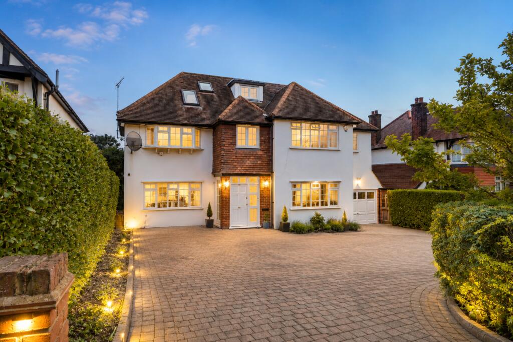 5 bed Detached for rent in Loughton. From Lawlors Property Services Ltd - Loughton Sales