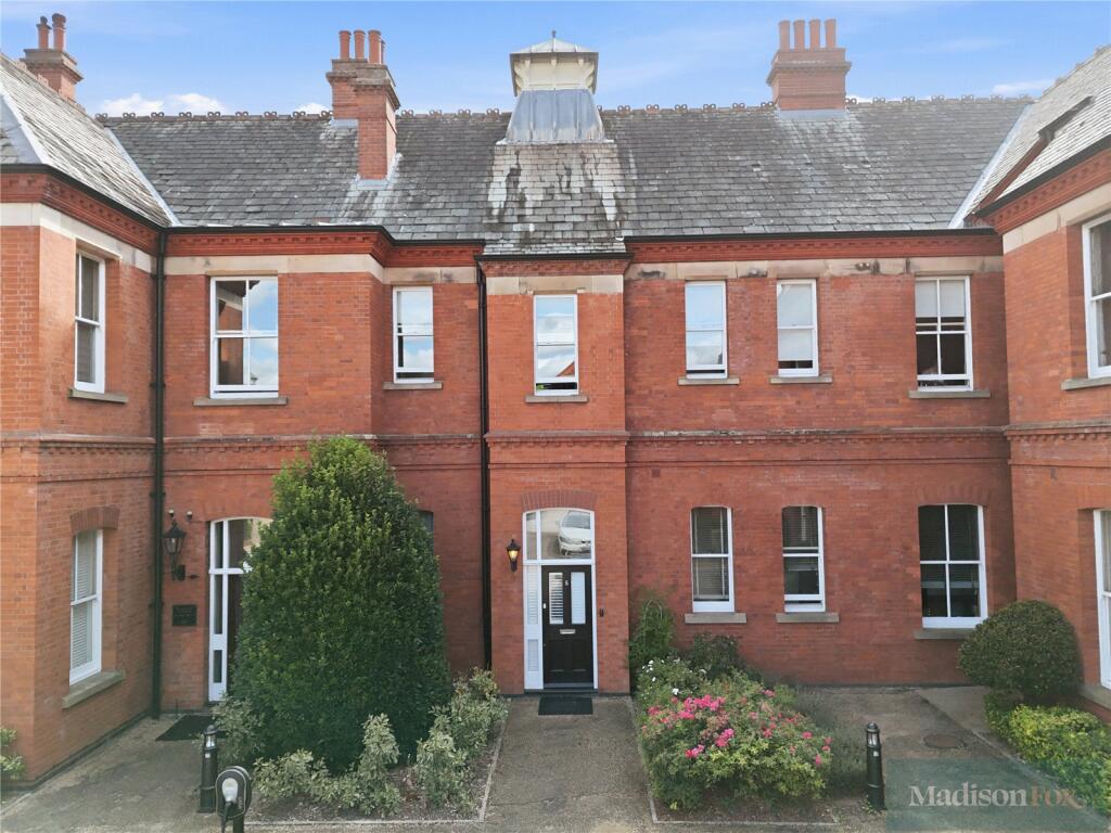 2 bed Apartment for rent in Woodford. From Madison Fox - Chigwell 2 bed Apartment for rent in Woodford. From Madison Fox - Chigwell
