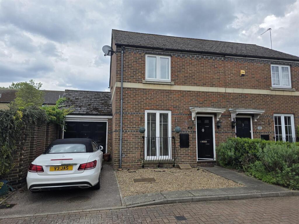 3 bed Detached for rent in Waltham Abbey. From Kings Group - Waltham Abbey