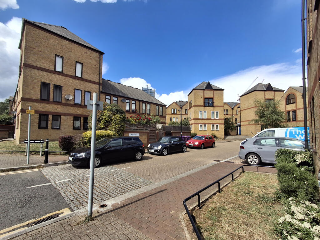 2 bed Annexe for rent in Bermondsey. From Abatoria - Wapping 2 bed Annexe for rent in Bermondsey. From Abatoria - Wapping