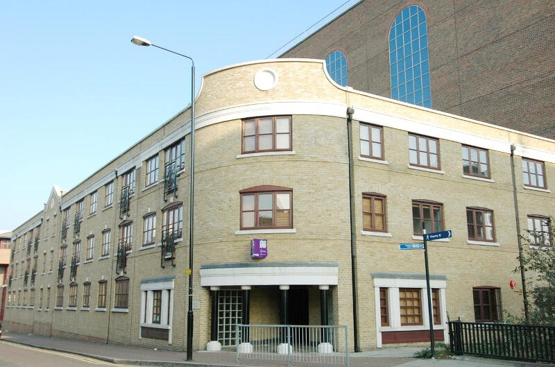 2 bed Apartment for rent in Stepney. From Abatoria - Wapping 2 bed Apartment for rent in Stepney. From Abatoria - Wapping