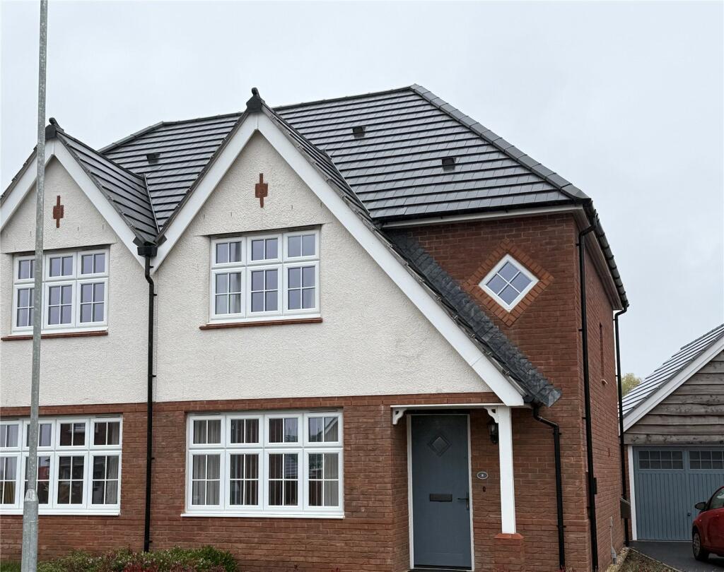 3 bed Semi Detached for rent in . From Abode Property Management - Student