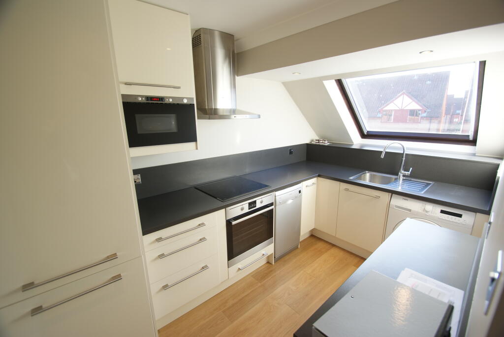 2 bed Apartment for rent in Bristol. From Abode Property Management - Student