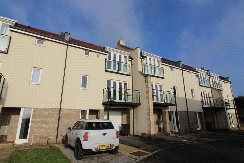 3 bed Mid Terraced House for rent in Long Ashton. From Abode Property Management - Student