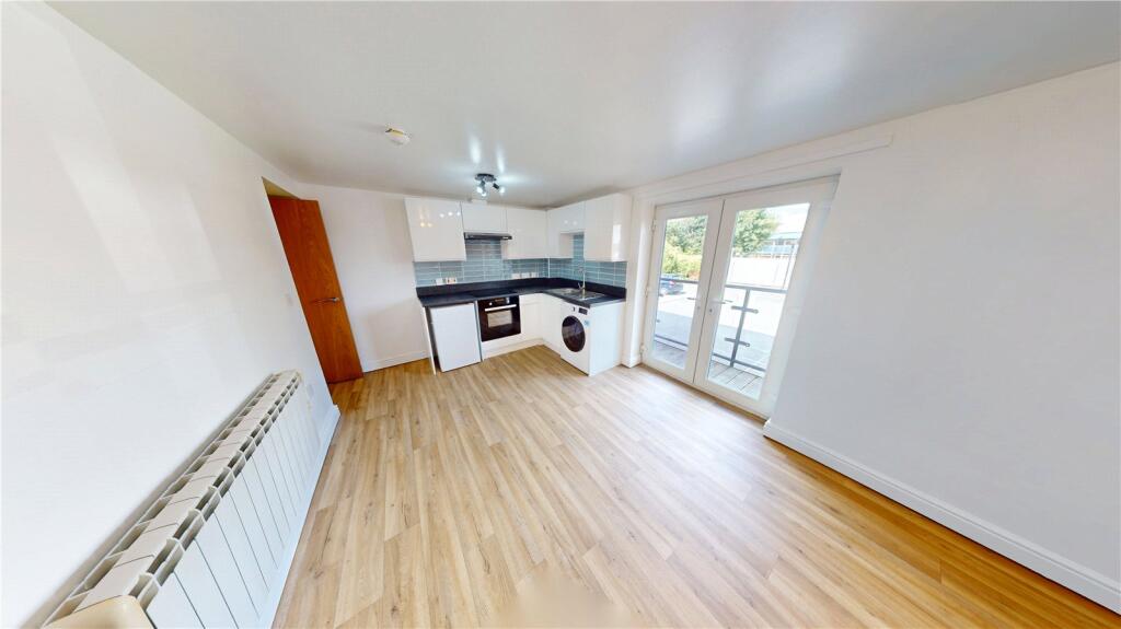2 bed Apartment for rent in Pill. From Abode Property Management - Student