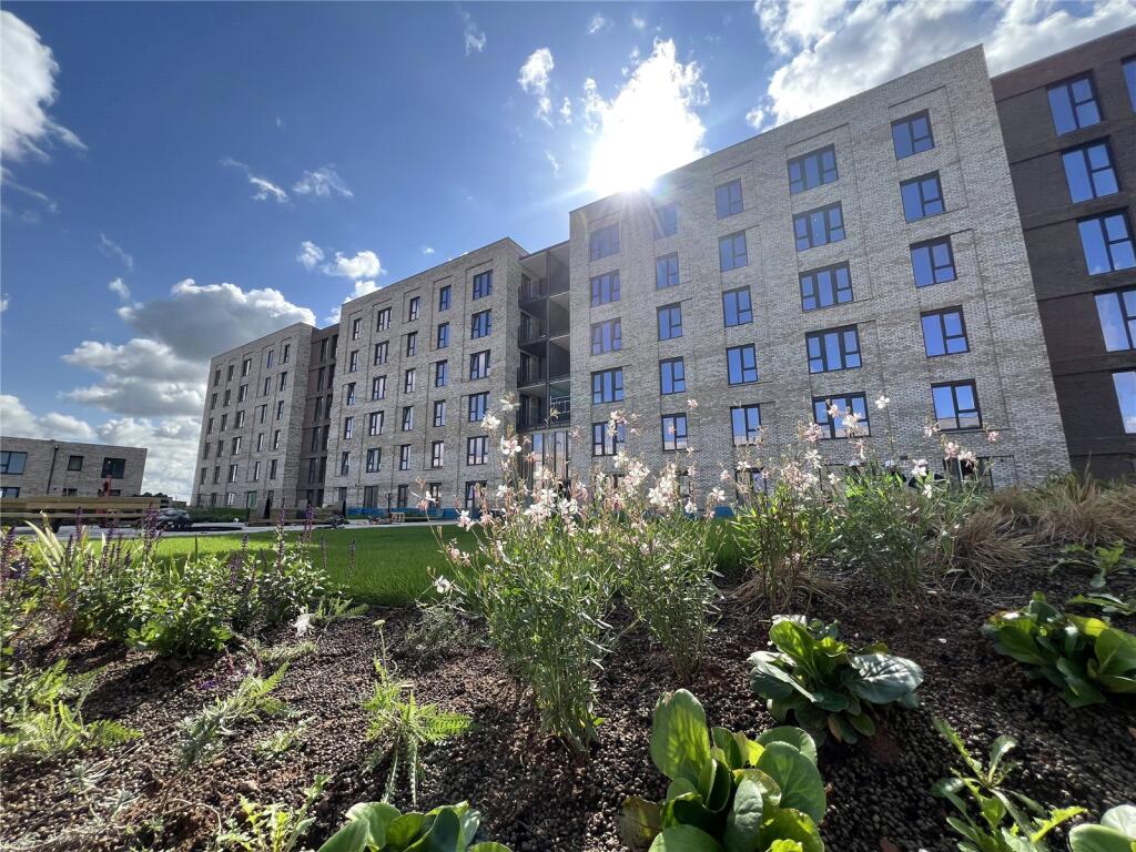 2 bed Car Parking for rent in Filton. From Abode Property Management - Student