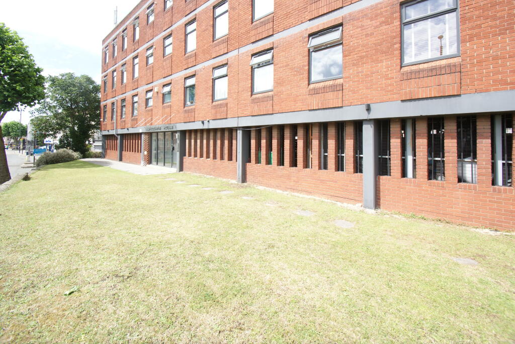 1 bed Apartment for rent in Crofts End. From Abode Property Management - Student 1 bed Apartment for rent in Crofts End. From Abode Property Management - Student