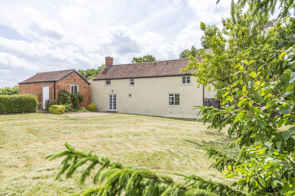 2 bed Detached for rent in Rudgeway. From Abode Property Management - Student 2 bed Detached for rent in Rudgeway. From Abode Property Management - Student