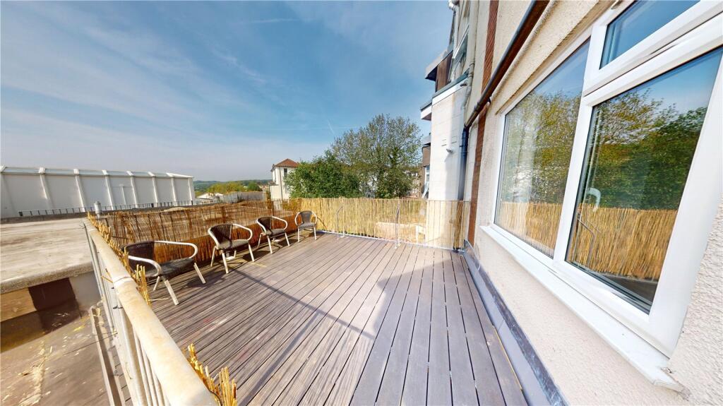 2 bed Apartment for rent in Leigh Woods. From Abode Property Management - Student
