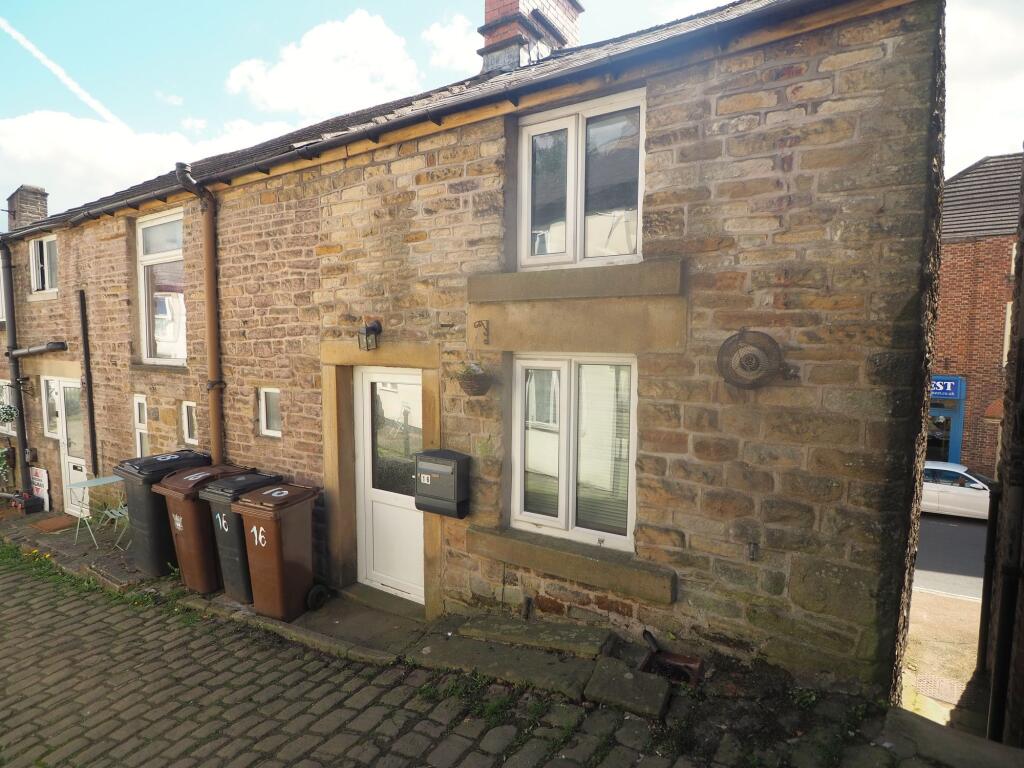 2 bed End of Terrace for rent in Chapel-en-le-Frith. From Sutherland Reay - Chapel-en-le-Frith
