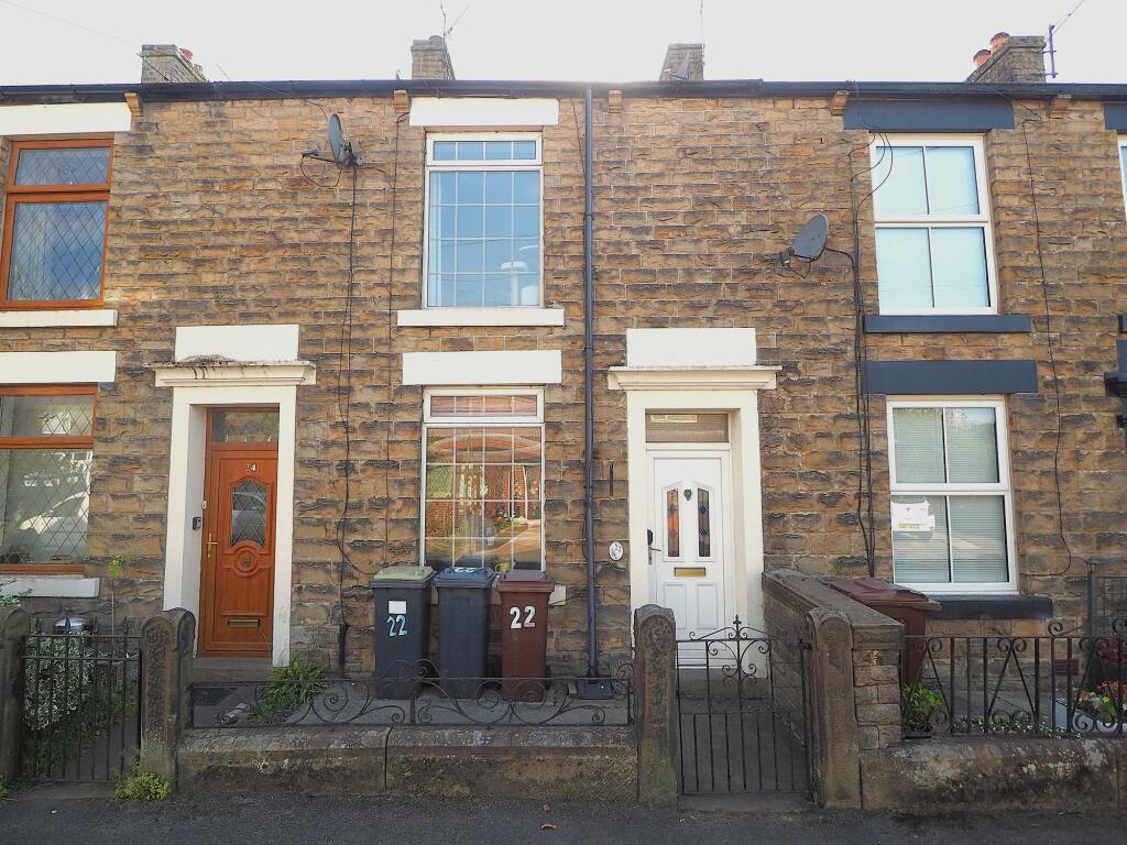 2 bed Mid Terraced House for rent in New Mills. From Sutherland Reay - Chapel-en-le-Frith 2 bed Mid Terraced House for rent in New Mills. From Sutherland Reay - Chapel-en-le-Frith