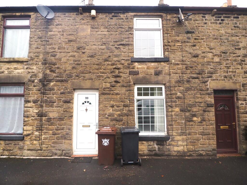 2 bed Mid Terraced House for rent in New Mills. From Sutherland Reay - Chapel-en-le-Frith 2 bed Mid Terraced House for rent in New Mills. From Sutherland Reay - Chapel-en-le-Frith