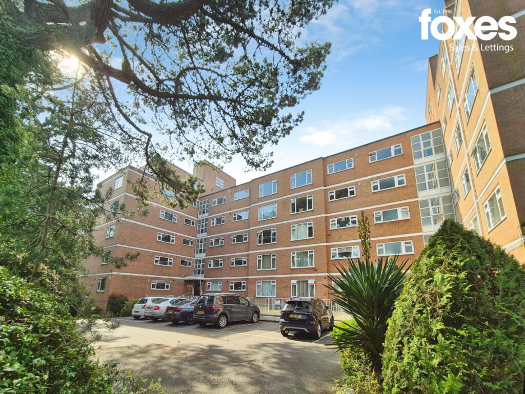 3 bed Penthouse for rent in Bournemouth. From Foxes Sales & Lettings - Bournemouth 3 bed Penthouse for rent in Bournemouth. From Foxes Sales & Lettings - Bournemouth