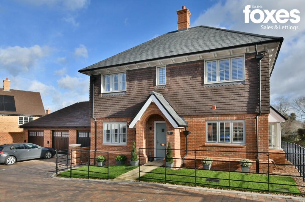 4 bed Detached for rent in . From Foxes Sales & Lettings - Bournemouth