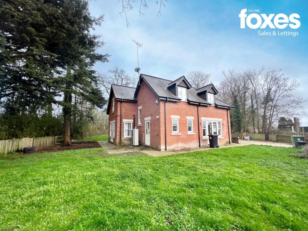 4 bed Detached for rent in Stuckton. From Foxes Sales & Lettings - Bournemouth