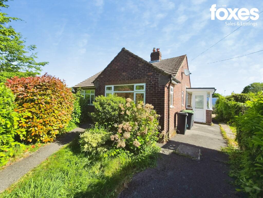 2 bed Bungalow for rent in Merley. From Foxes Sales & Lettings - Bournemouth 2 bed Bungalow for rent in Merley. From Foxes Sales & Lettings - Bournemouth
