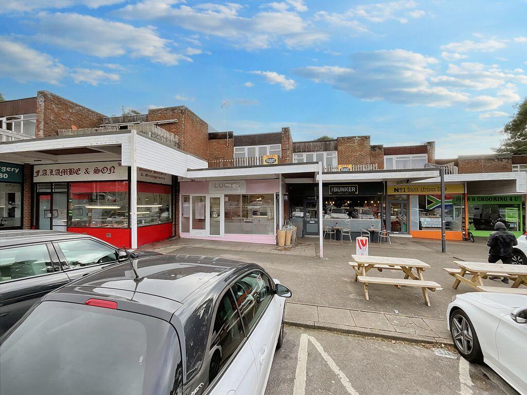 2 bed 1st Floor Flat for rent in Hurn. From Richard Godsell Estate Agents - Christchurch