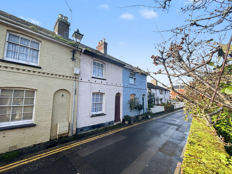 2 bed Mid Terraced House for rent in Winkton. From Richard Godsell Estate Agents - Christchurch