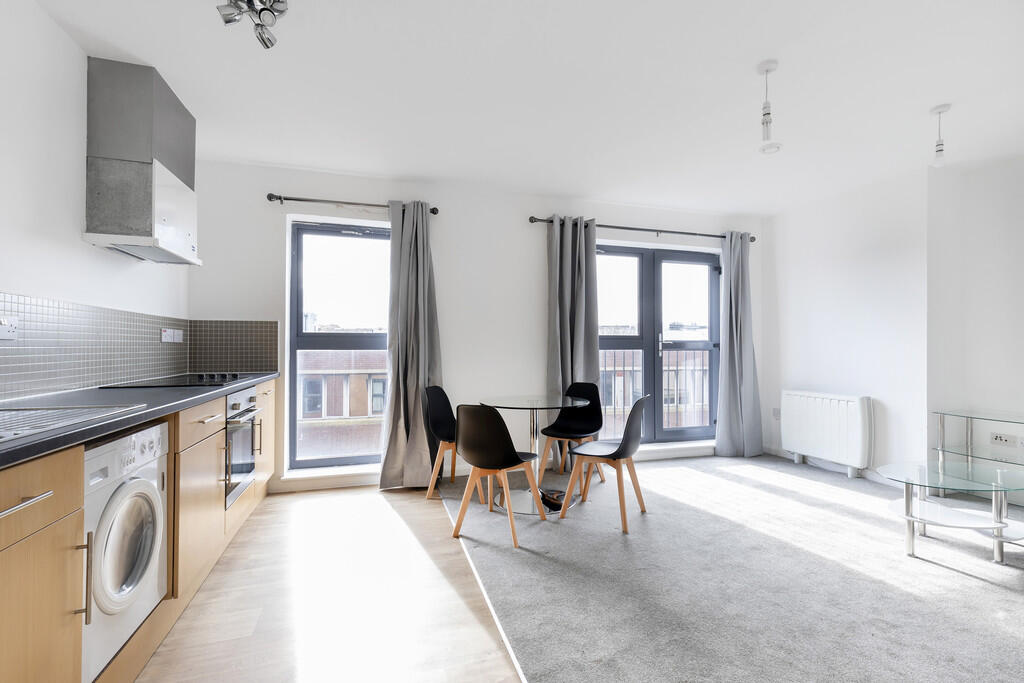 1 bed Apartment for rent in Swindon. From Elliot Oliver Sales - Cheltenham