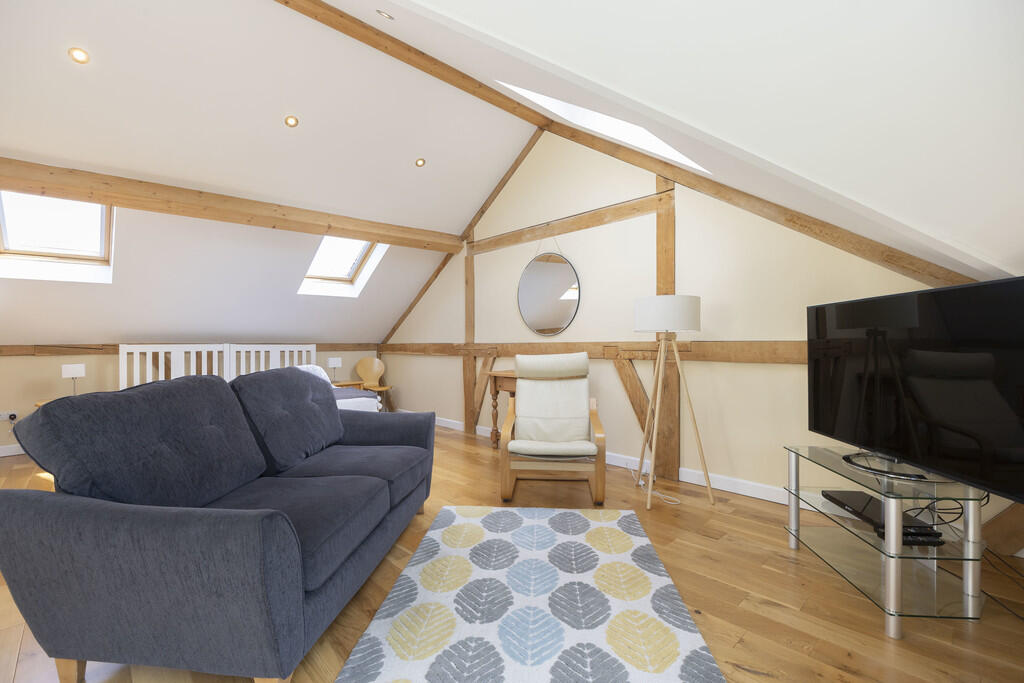 0 bed Apartment for rent in Prestbury. From Elliot Oliver Sales - Cheltenham